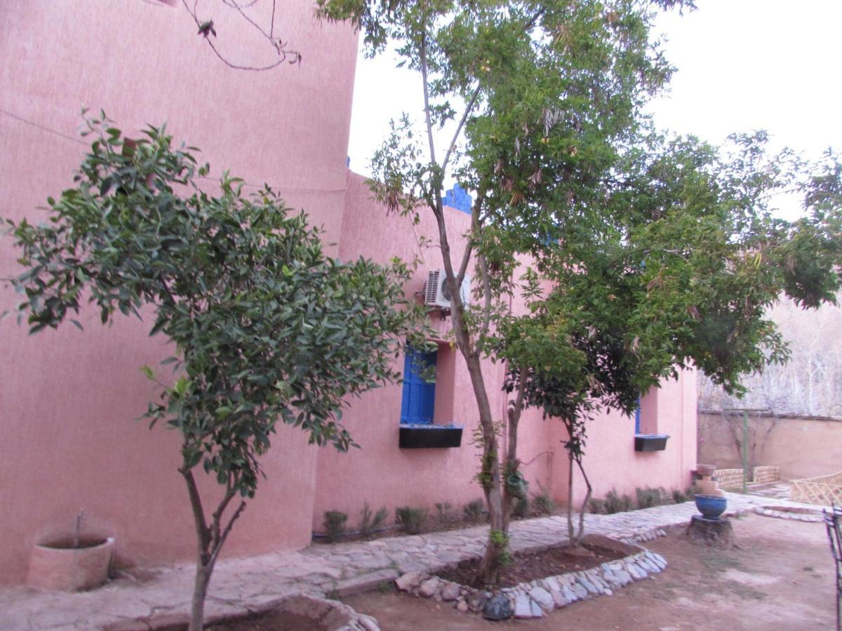 Souktana Hotel Taliouine Bagian luar foto