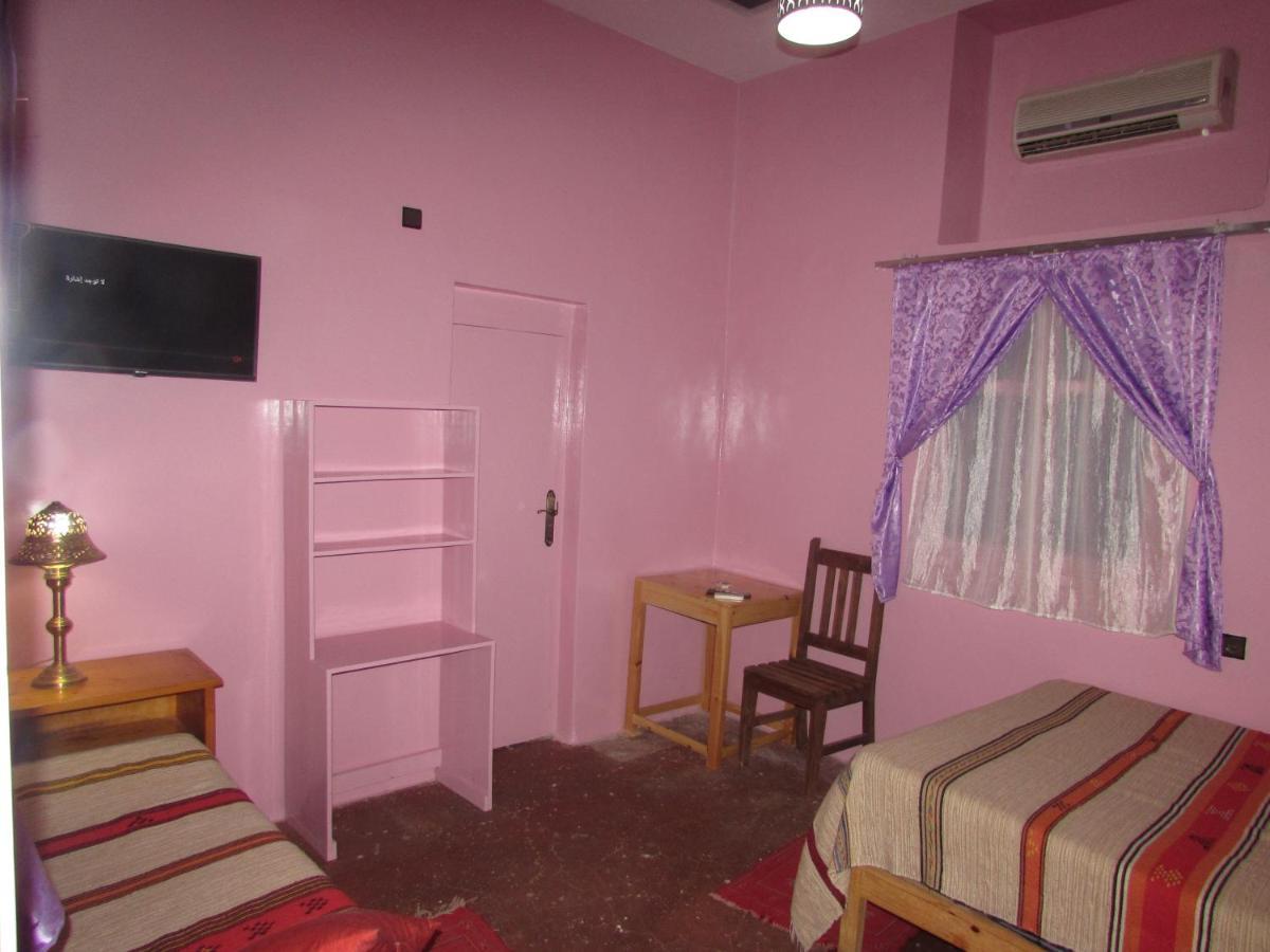 Souktana Hotel Taliouine Bagian luar foto