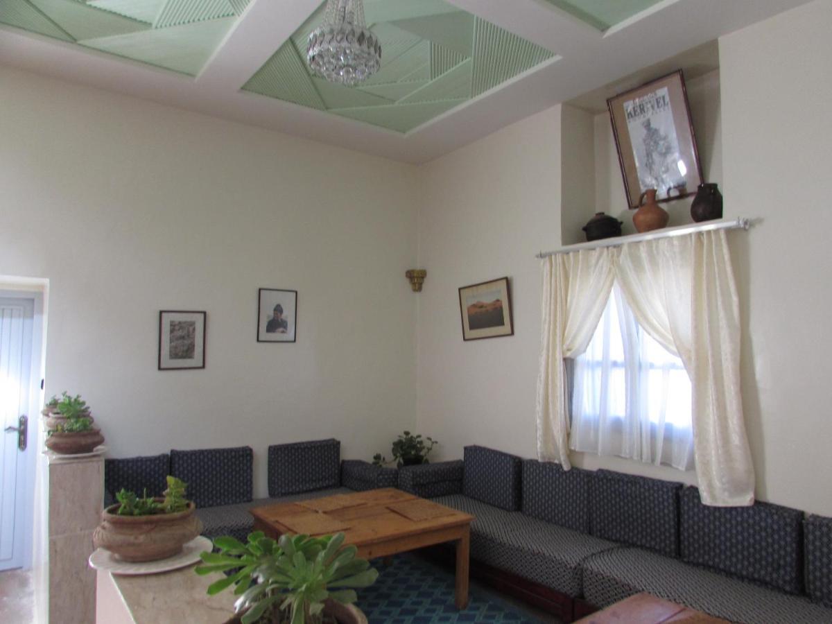 Souktana Hotel Taliouine Bagian luar foto